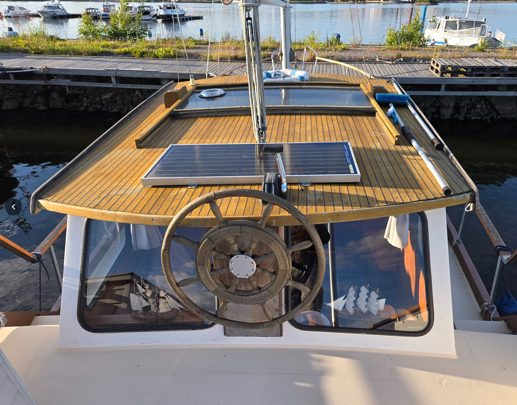 Outer Cockpit